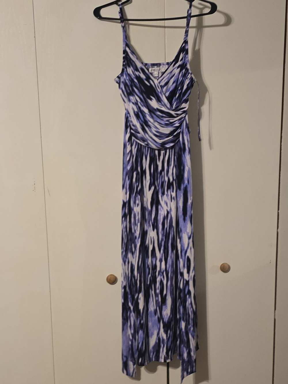 Jennifer Lopez Purple and White Sleeveless Tie-Dye Maxi Dress